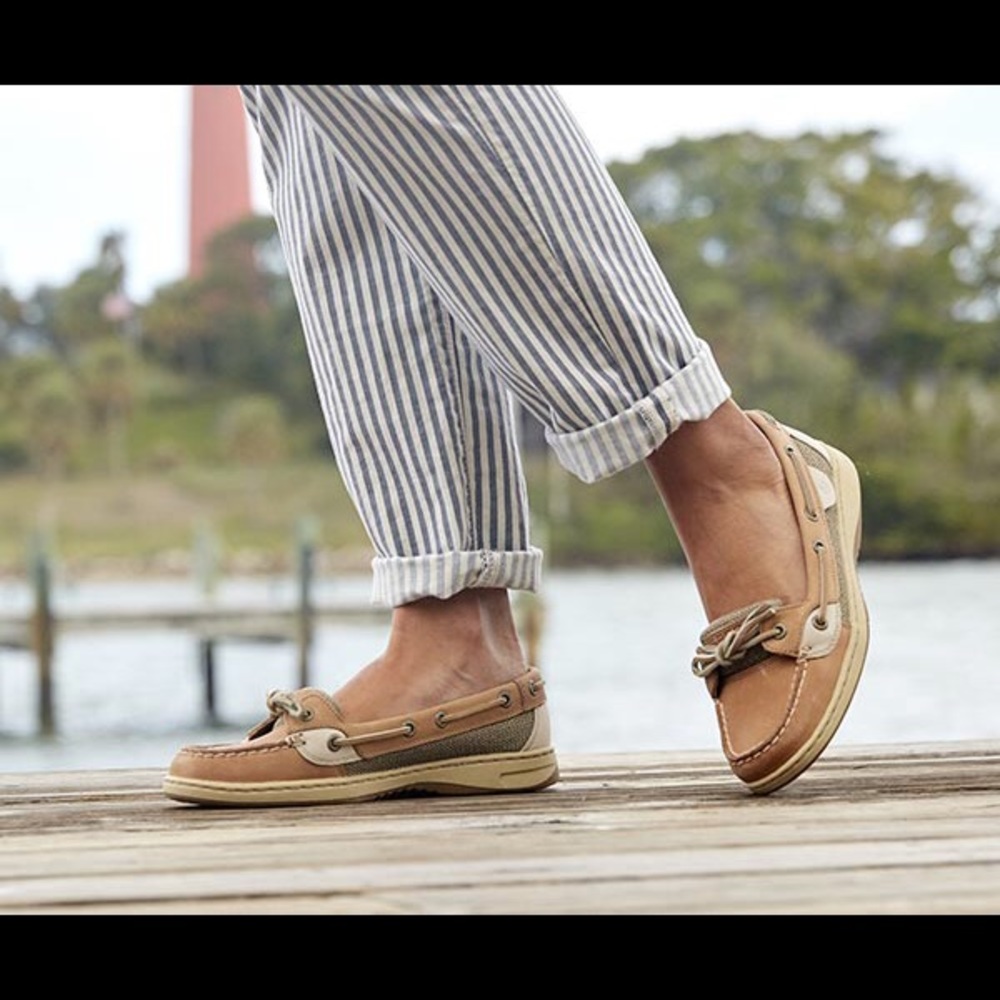 Sperry women’s boat shoes